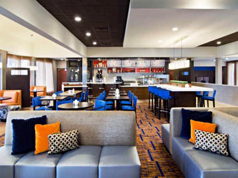 Courtyard St. Louis Westport Plaza Hotel Maryland Heights Restoran gambar