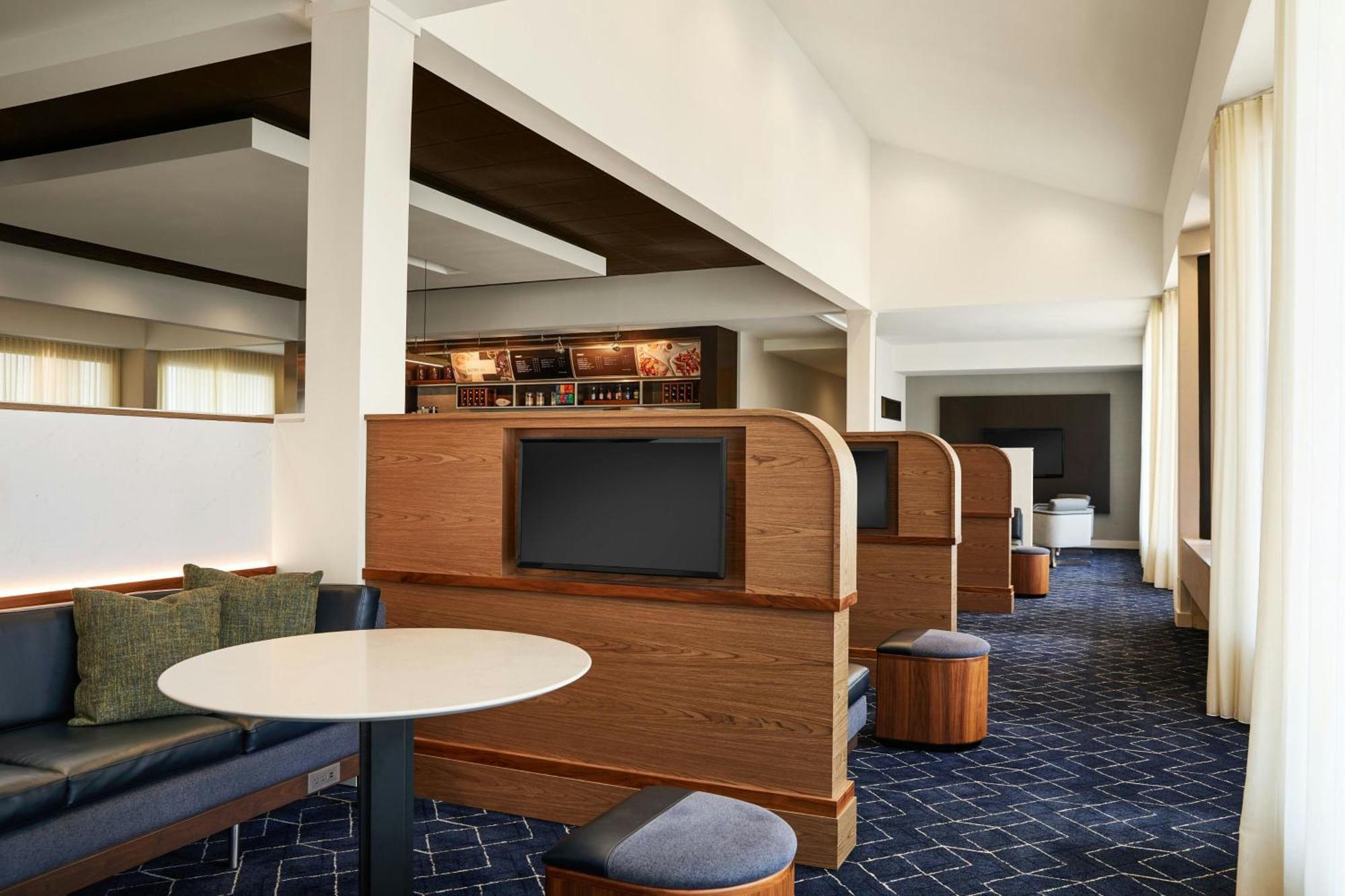 Courtyard St. Louis Westport Plaza Hotel Maryland Heights Luaran gambar