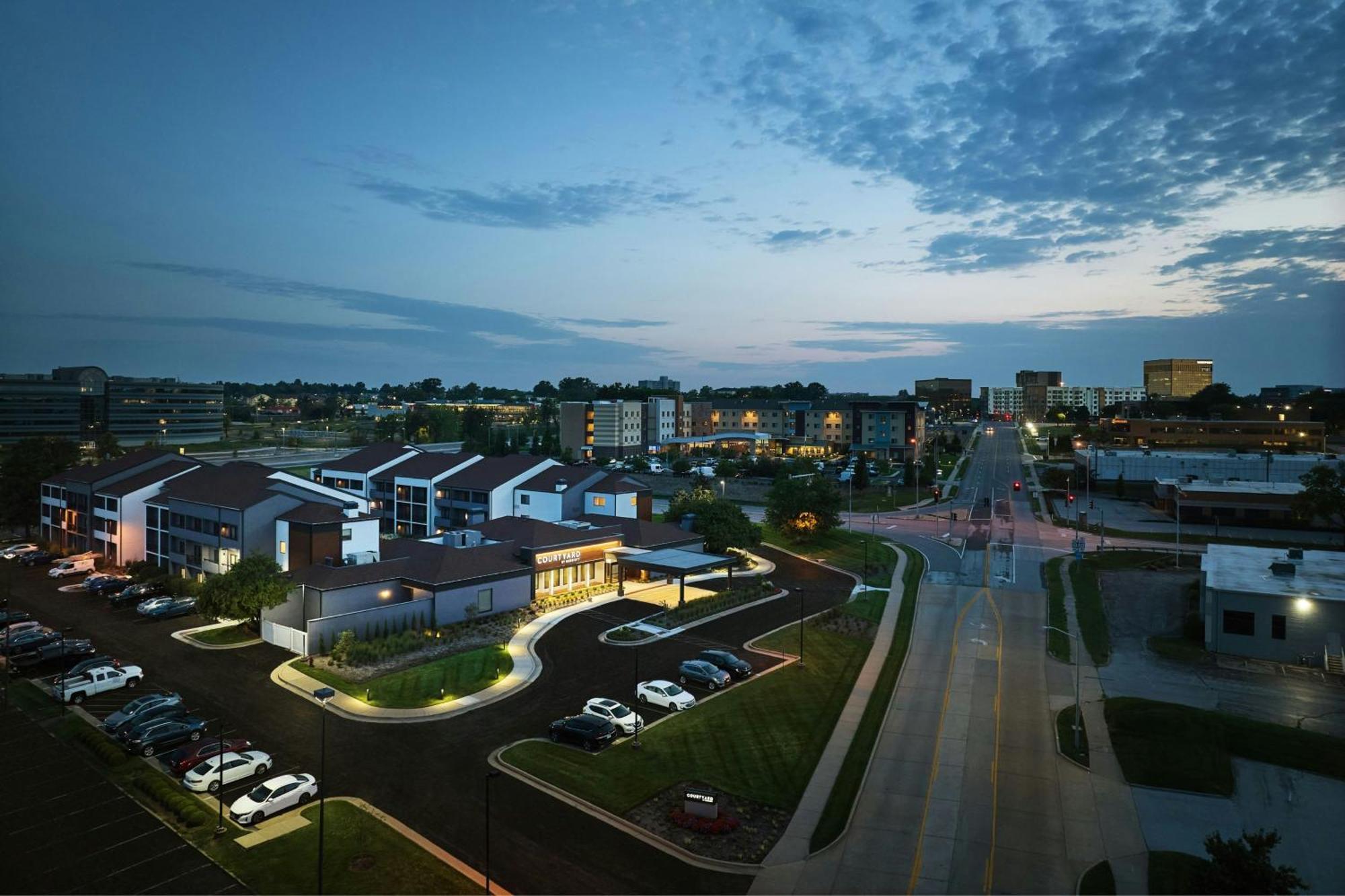 Courtyard St. Louis Westport Plaza Hotel Maryland Heights Luaran gambar